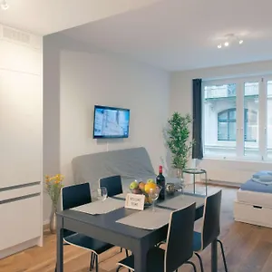 https://hitrental-town-hall-apartments.hotelsbaselswitzerland.com